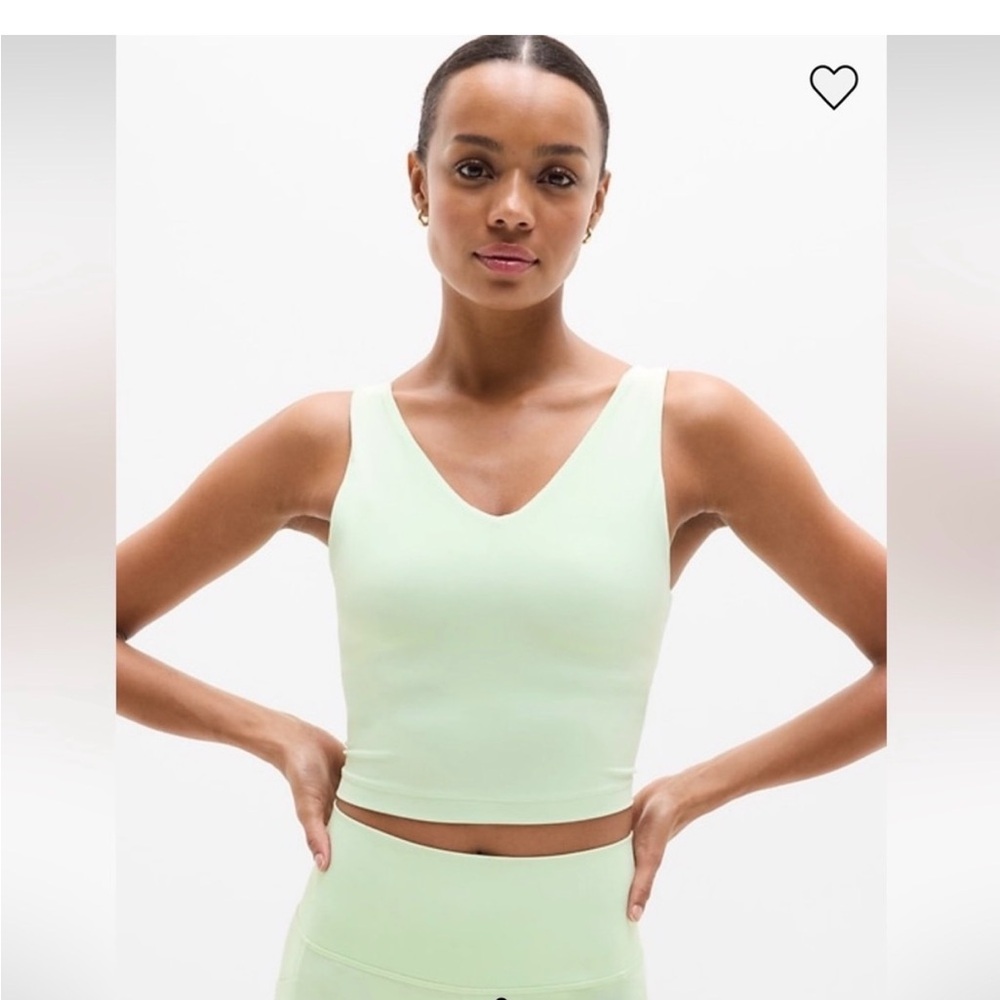 Athleta Transcend V-Neck Sports Bra in Mint